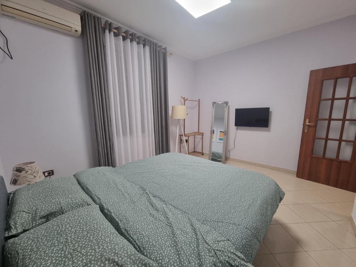 Glamorous Apartment In טיראנה מראה חיצוני תמונה